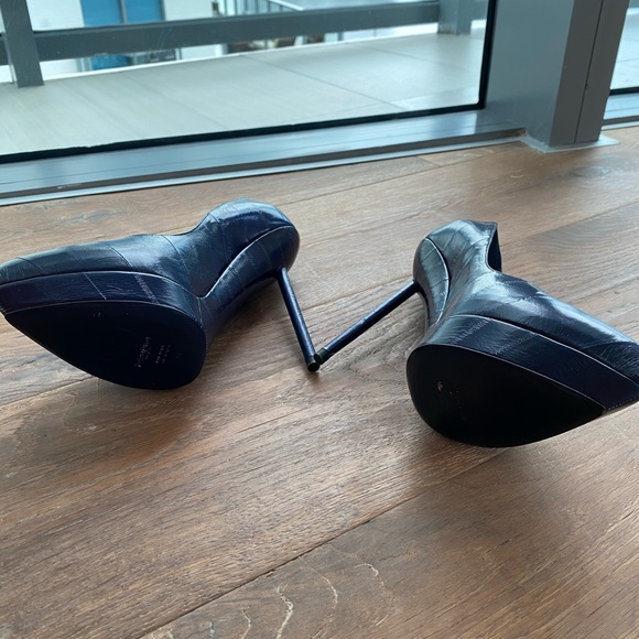 YSL - Picture 3 of 3